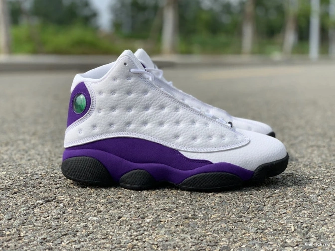 One Kick Lakers 414571-105 13 Jordan Air 0810